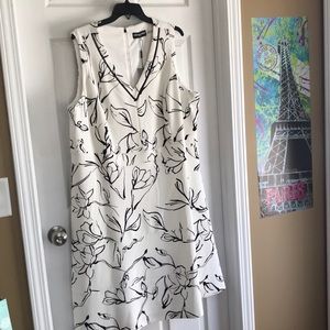 NWT Karl Lagerfeld women’s sundress 20w